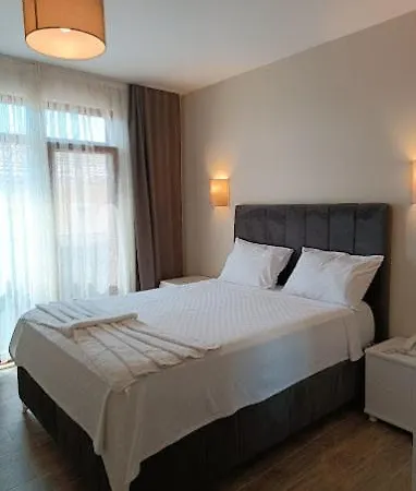 Hotel Limis *