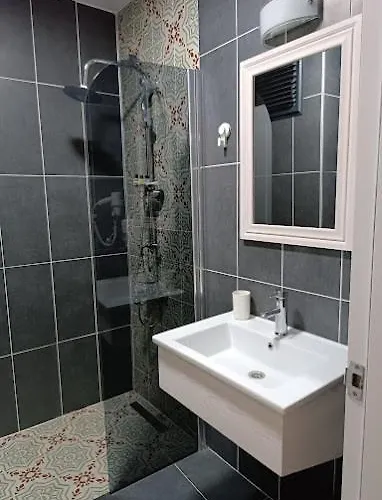 Limis تْشاناكالي